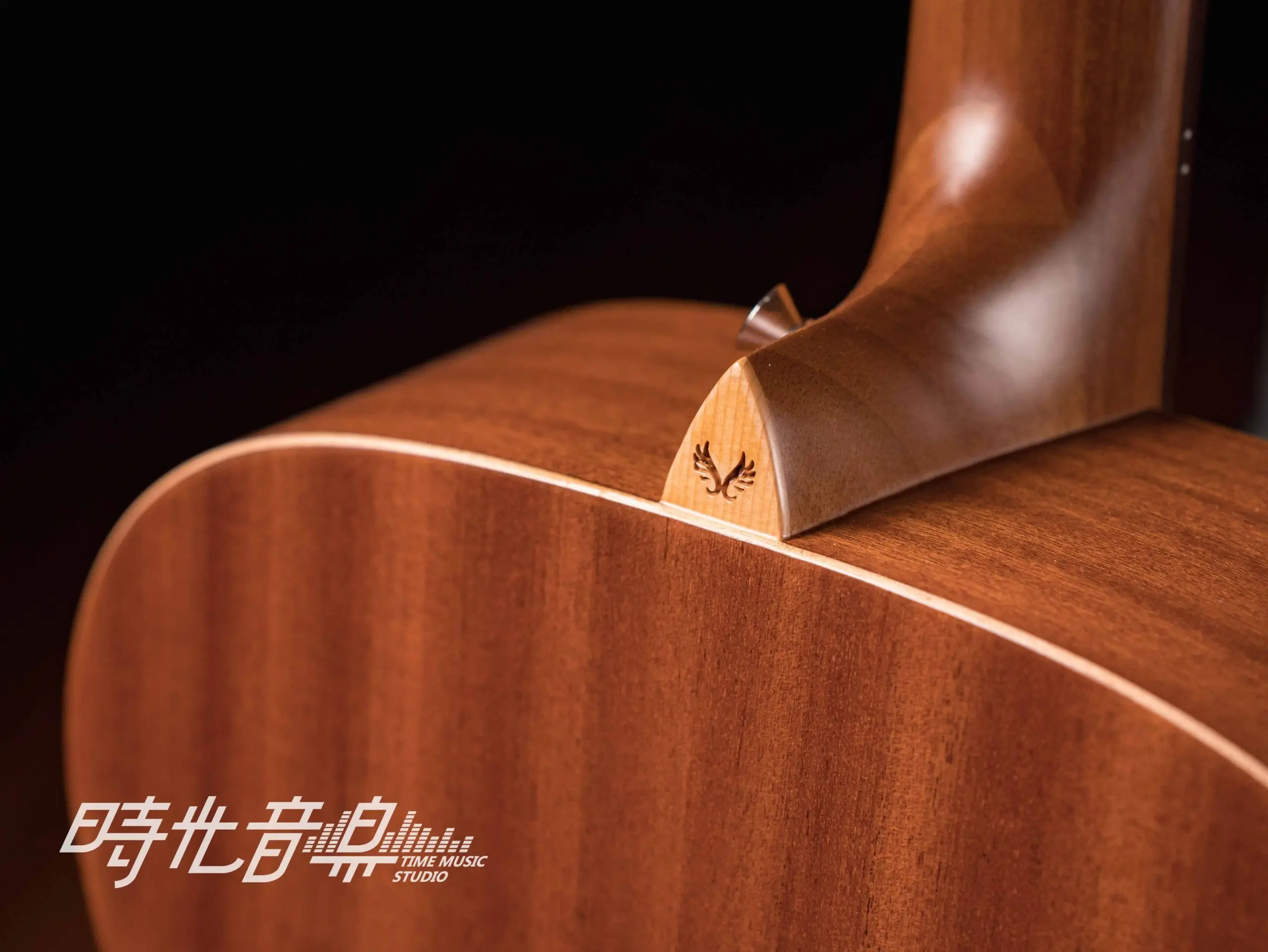 00000024 Veelah V1 Om Chapter2 附袋 第二樂章 Scaled 1